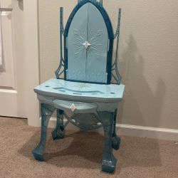 Elsa Table