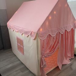 Play House With Padded Play Matt