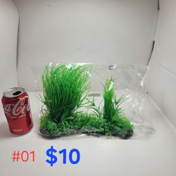 Decorative Plastic Plants For Fish Tank/Aquarium (Brand New)