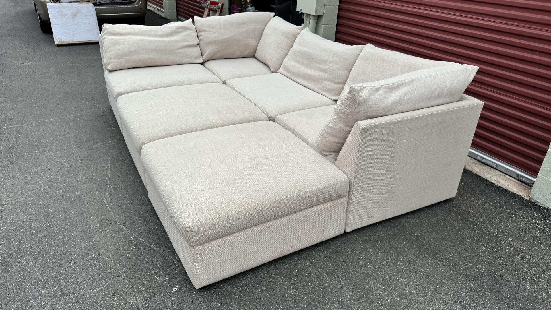 Bassett Modular Sectional couch (6 pcs)