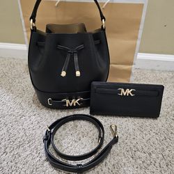 Michael Kors Handbag  With Wallet 
