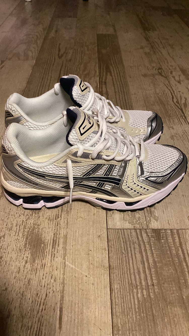 Size 9.5 - Asics Gel Kayano 14 Oyster White Steeple Grey