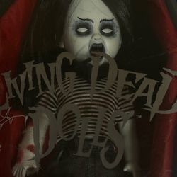 Living dead doll roxie