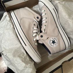 Converse High Street Mid 9 1/2 $30