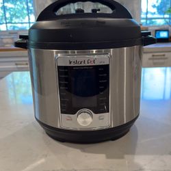 Instant Pot Ultra 60 Electric Pressure Cooker 