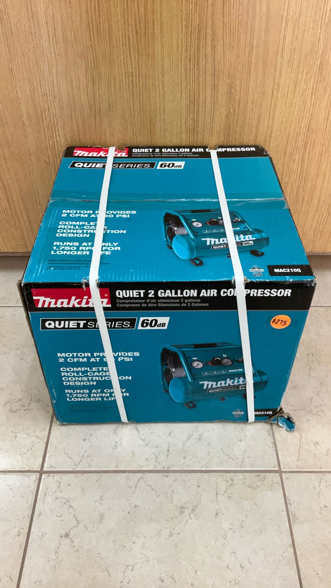 MAKITA MAC210Q QUIET 2 GALLON AIR COMPRESSOR.