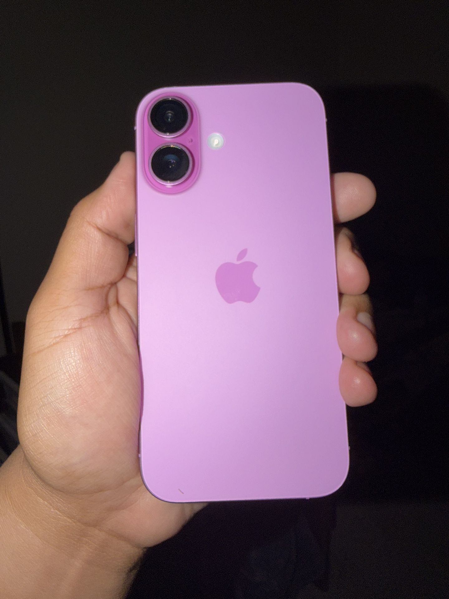 Pink iPhone 16 128GB - Unlocked