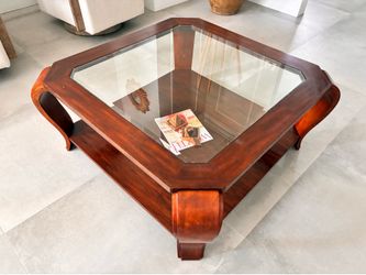Center/coffee  table