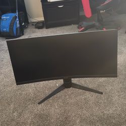 Asus Monitor 27” Curved