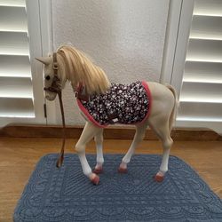 Our Generation Doll Palomino Horse Foal