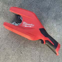 Milwaukee M12 12-Volt Lithium-Ion Brushless Cordless 1-1/4 in. - 2 in. Copper Pipe Tubing Cutter  $329
