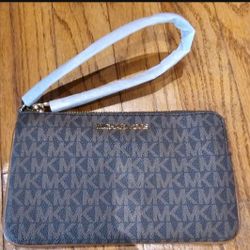 Michael Kors Wrist Bag