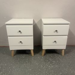 Nightstands 2 white 