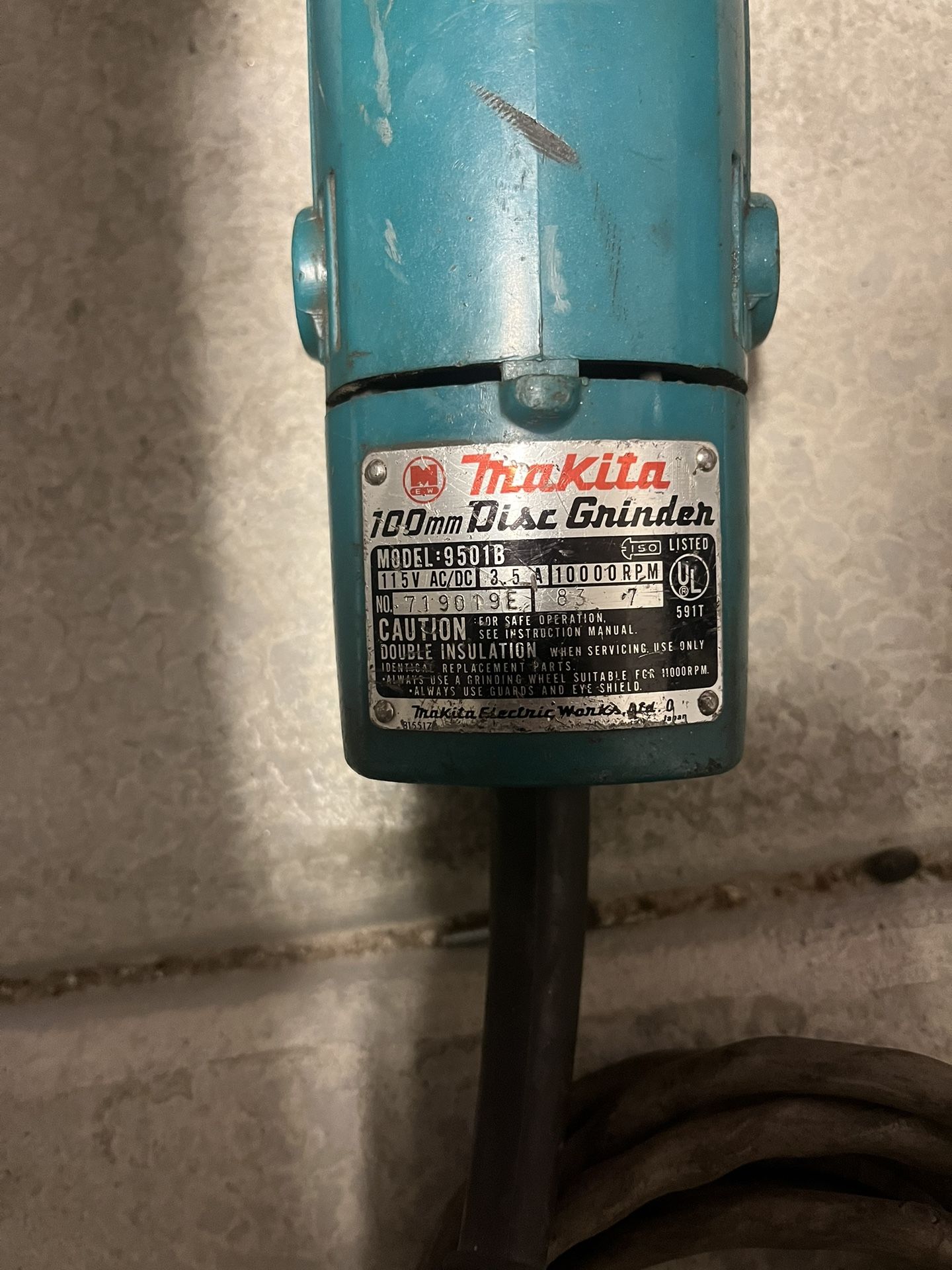 Vintage Makita 100mm Disc Grinder