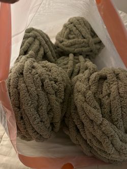 Yarn Bee chunky Knit Yarn Skeins In Sage