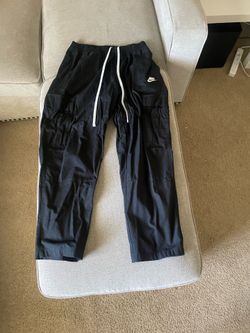 Back NIke Cargo Pants