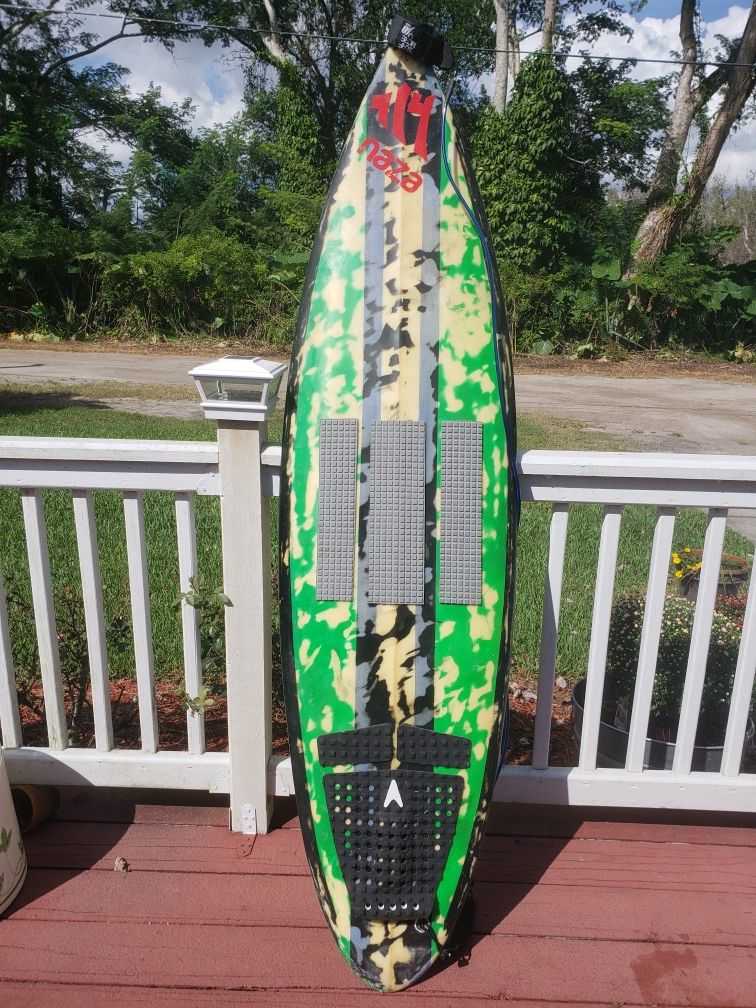 Naza 6ft surfboard