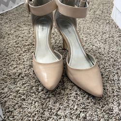 Women Shoes/ Women Heels
