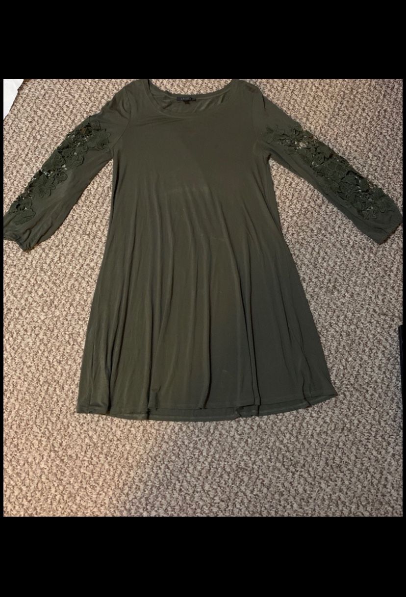Green Loose Dress