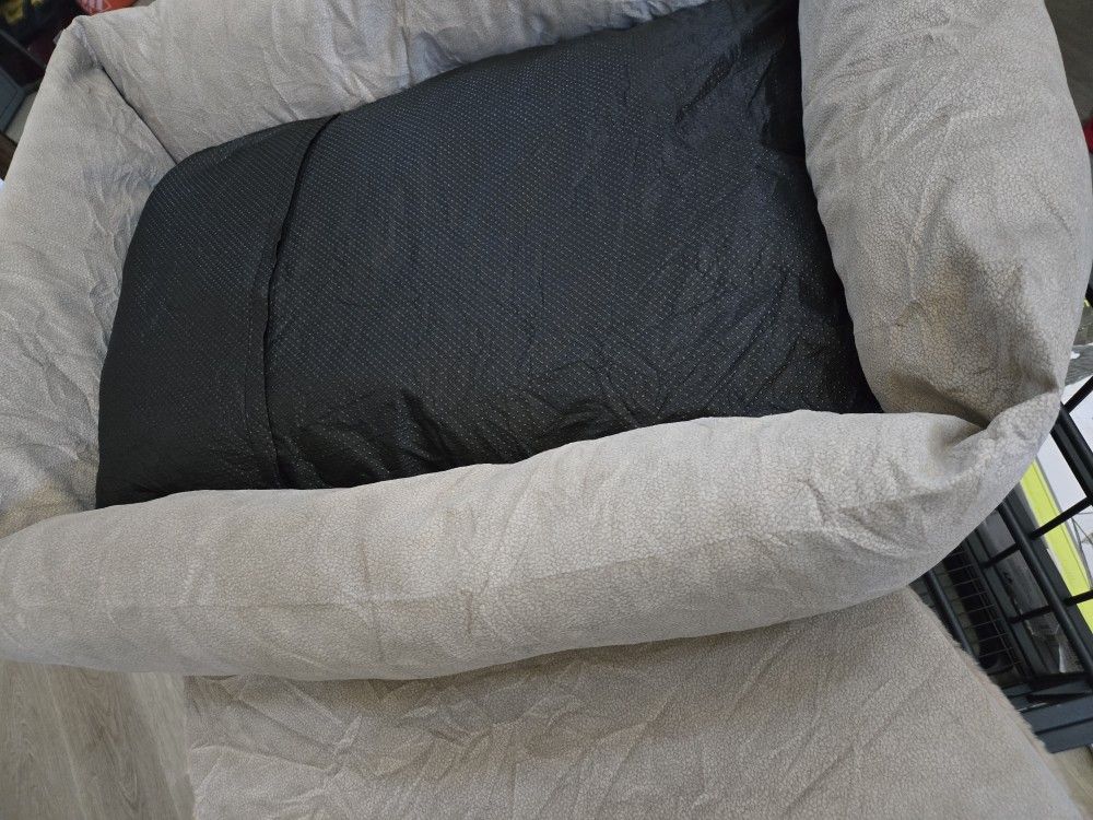 Large Dog Bed 33x27