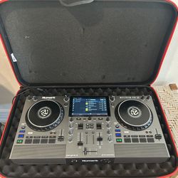 Numark Midstream Pro Go DJ Controller