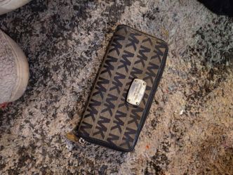 Mk Wallet