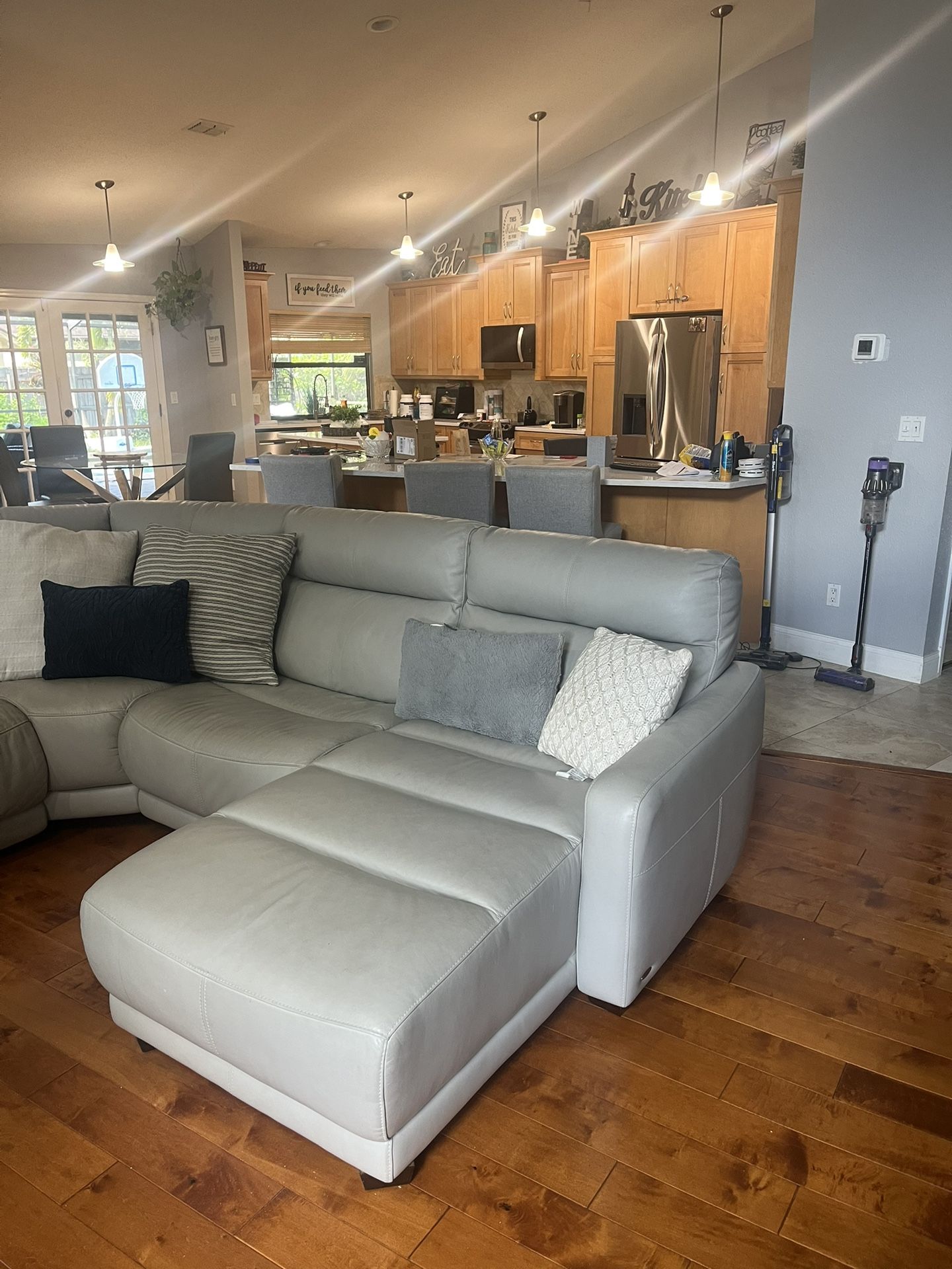 Sectional Couch With 1 Working Reclining Chair