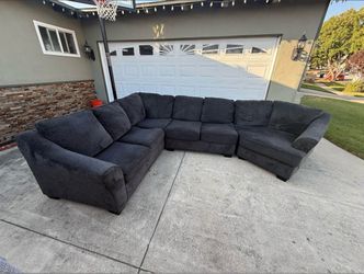 Free Sectional