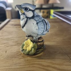 Vintage Baby Blue Jay Andrea by Sadek 4"  Bird Porcelain Figurine  #6350
