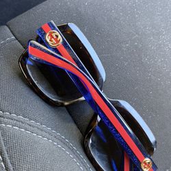 Designer Gucci shades 