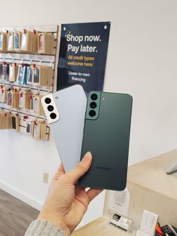  Samsung Galaxy S22 – $199 Steal! Take It Home with Just $1 Down