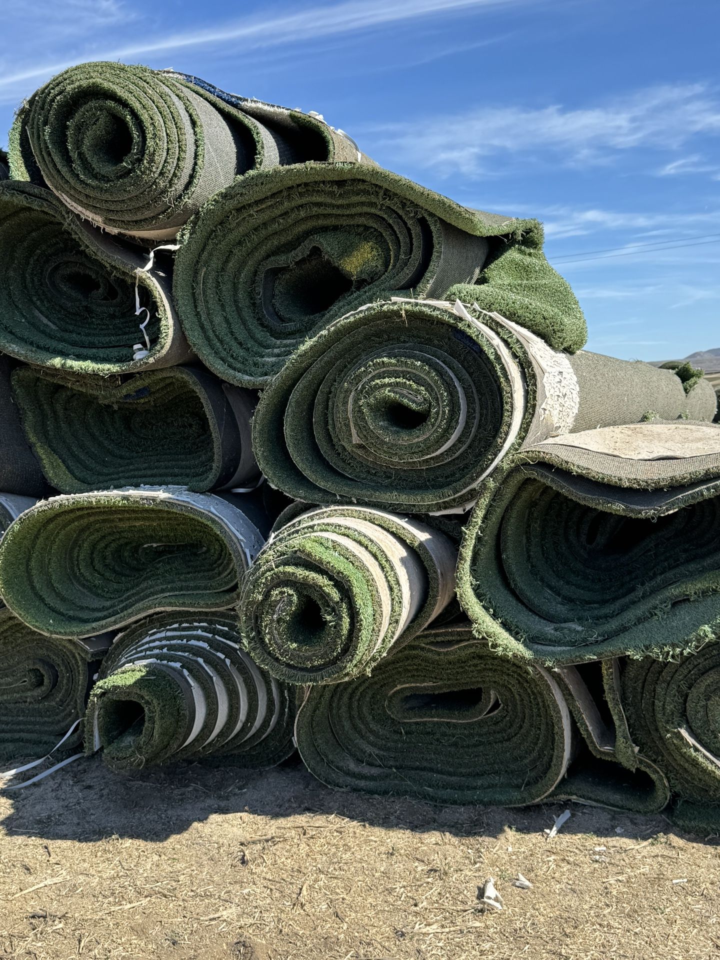 ONLY $140 PER ROLL / USED ARTIFICIAL GRASS / SYNTHETIC GRASS