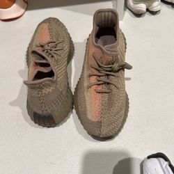 Adidas Yeezy Women’s - Brown Taupe 8.5
