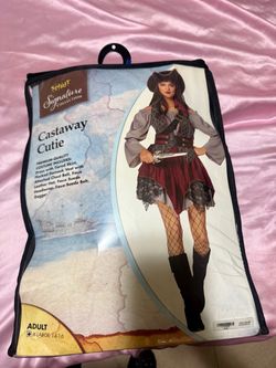 Halloween costume pirate
