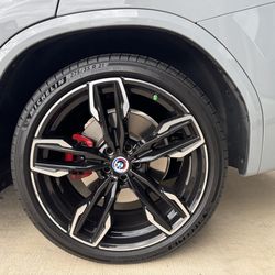 BMW 718M Wheels + Michelin Tires (Price Negotiable)