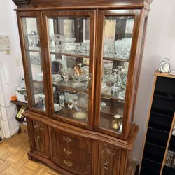 Dining Buffett And Hutch Display Case 