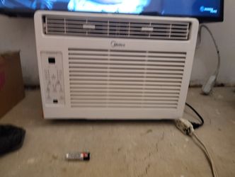 Midea AC WINDOW CONDITIONER