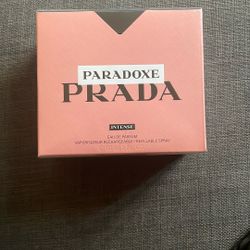 Prada Paradoxe Intense