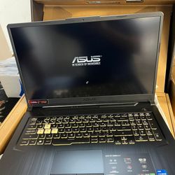 ASUS GAMING LAPTOP WITH 512SSD 17.2 Inch LCD 