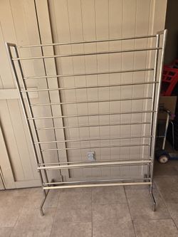Shoes shelving unit