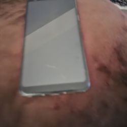 LG Phone Like New For 100.00