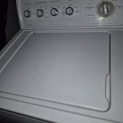 Kenmore Washer Super Capacity And Heavy Duty Works Good 