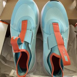Nike Sneakers Youth Size 7