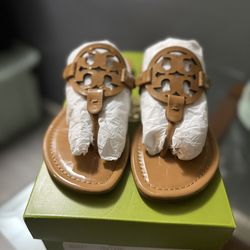 Tory Burch Miller Patent sandal color Tan , size 7