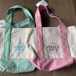 Trader Joe’s Mini Tote Bags 🐰💐
