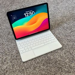 Ipad Pro 11 Inch 3rd Gen 128GB + Magic keyboard