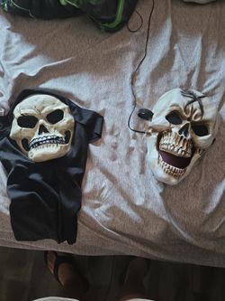 Skull mask