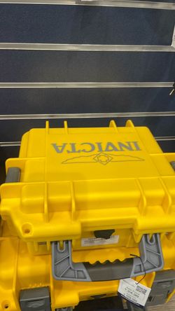 Invicta Case Small - Yellow