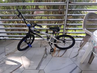 Kent Ambush BMX Bike