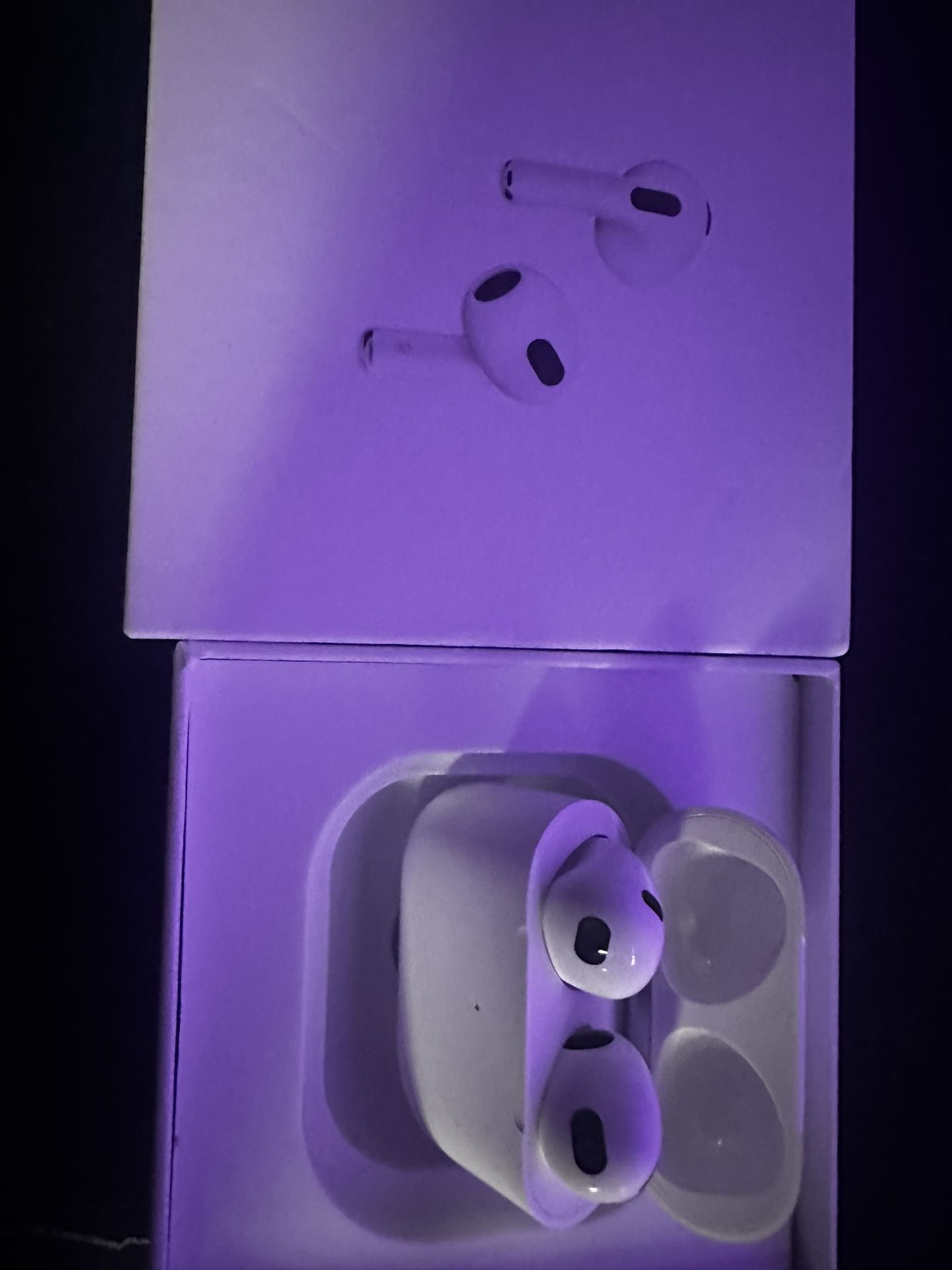 AirPod Gen 3 Used Like New